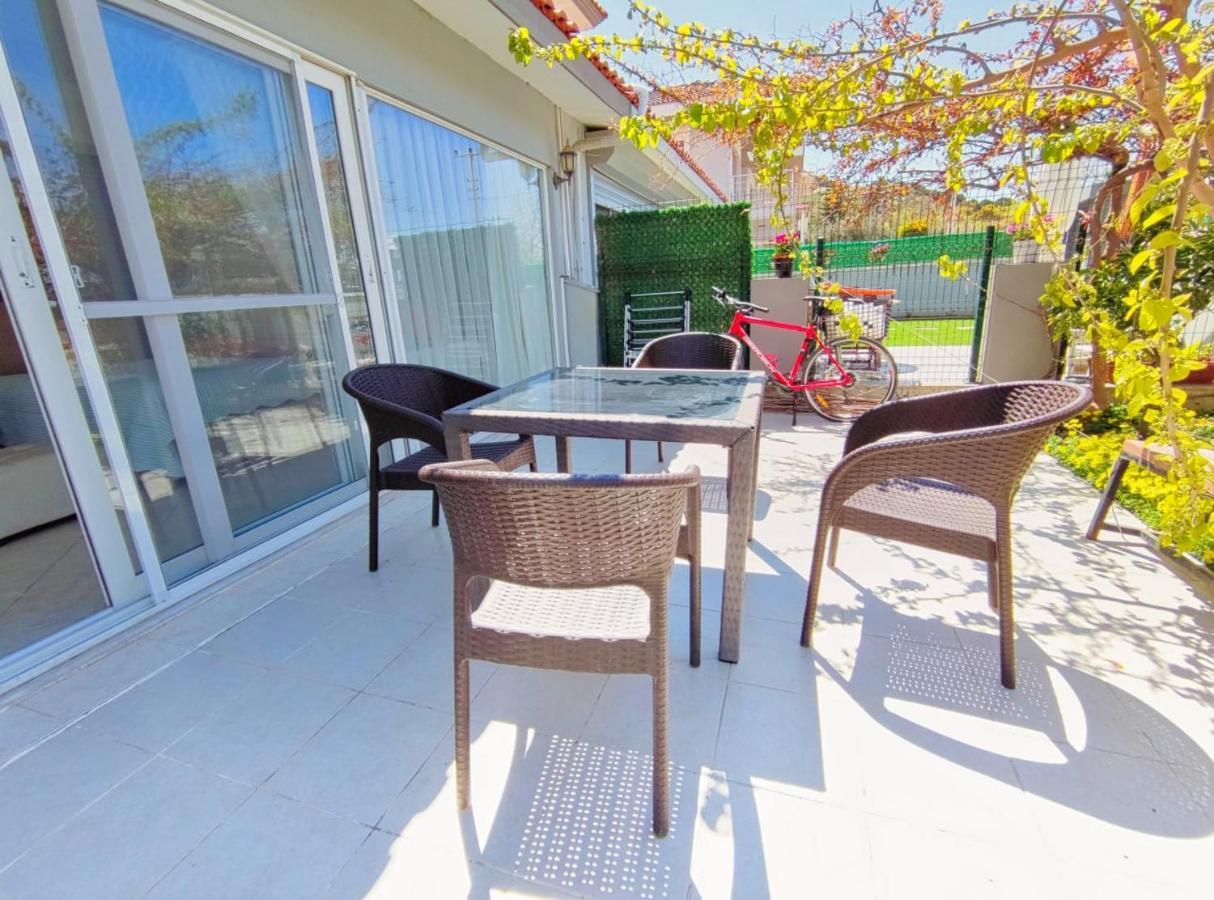 Enjoy The Cesme Bed & Breakfast Bagian luar foto