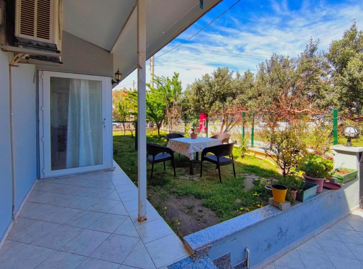 Enjoy The Cesme Bed & Breakfast Bagian luar foto